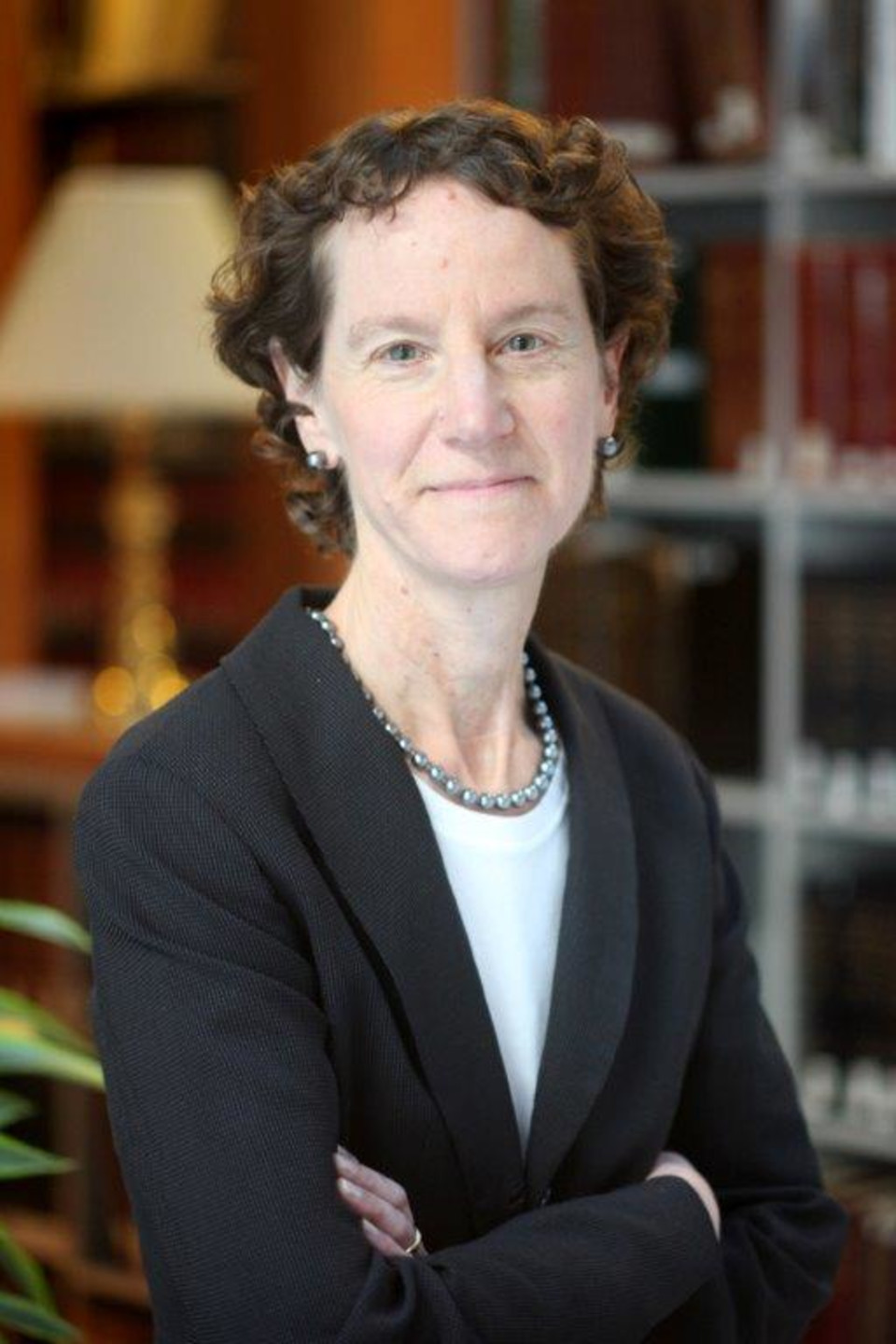Feinstein returns to Arnold & Porter