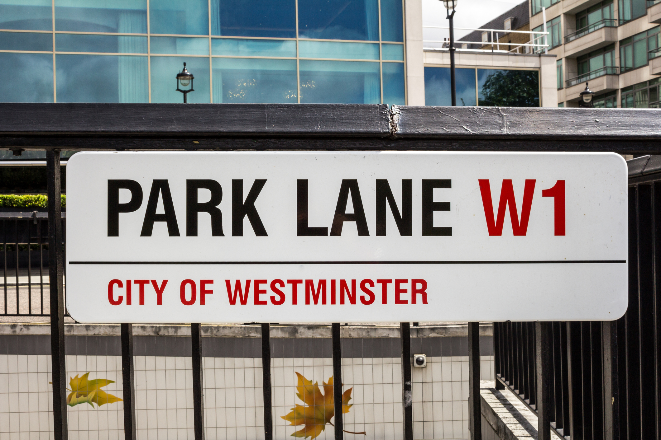 Park Lane TI UK calls for investigation into Sharif's London apartments