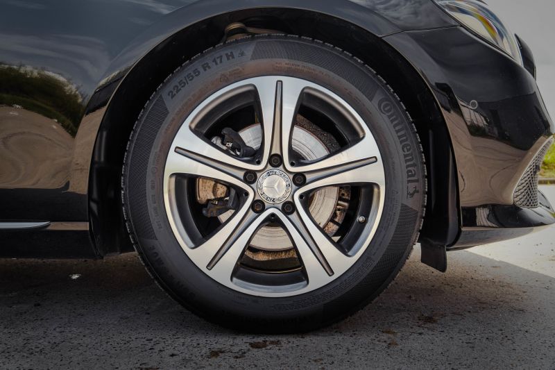 Mercedes E220d T