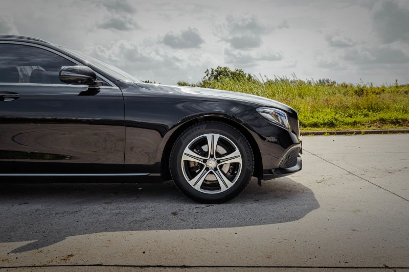 Mercedes E220d T
