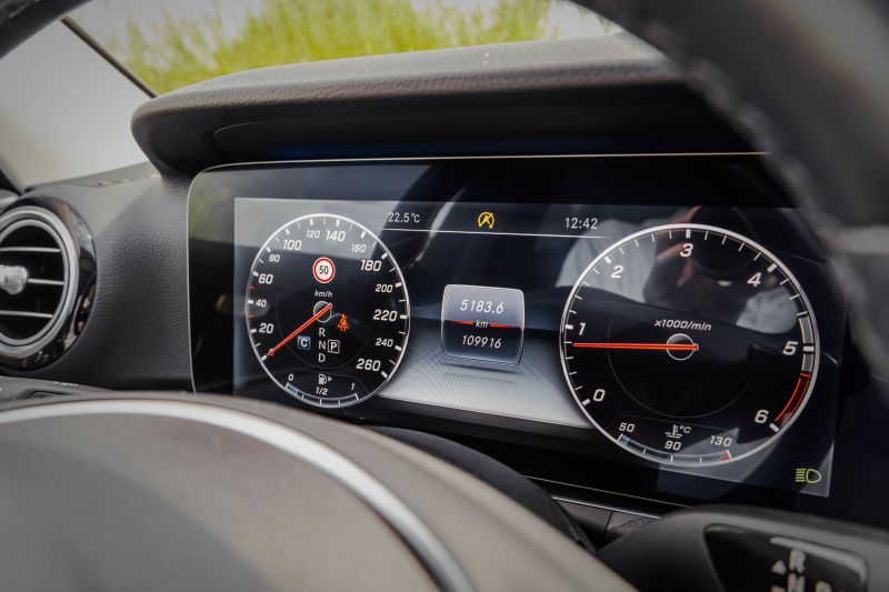 Mercedes E220d T