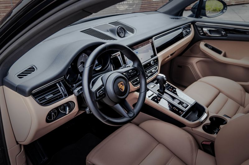 Porsche Macan S
