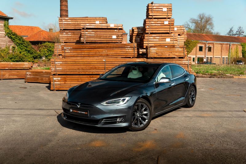 Tesla Model S
