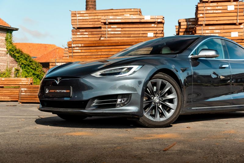 Tesla Model S