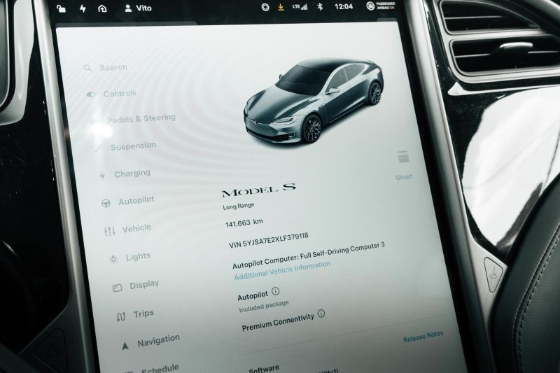Tesla Model S
