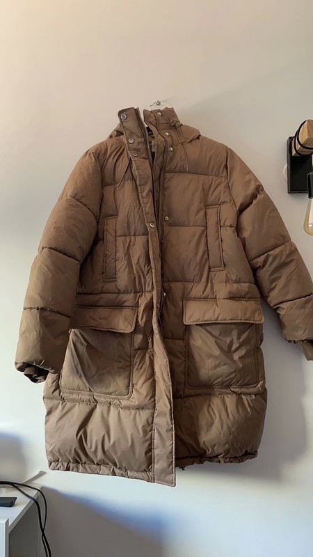 Longue doudoune beige à capuche