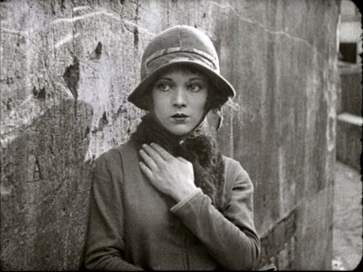 Image for French cinema double-bill: Ménilmontant & La Souriante Madame Beudet