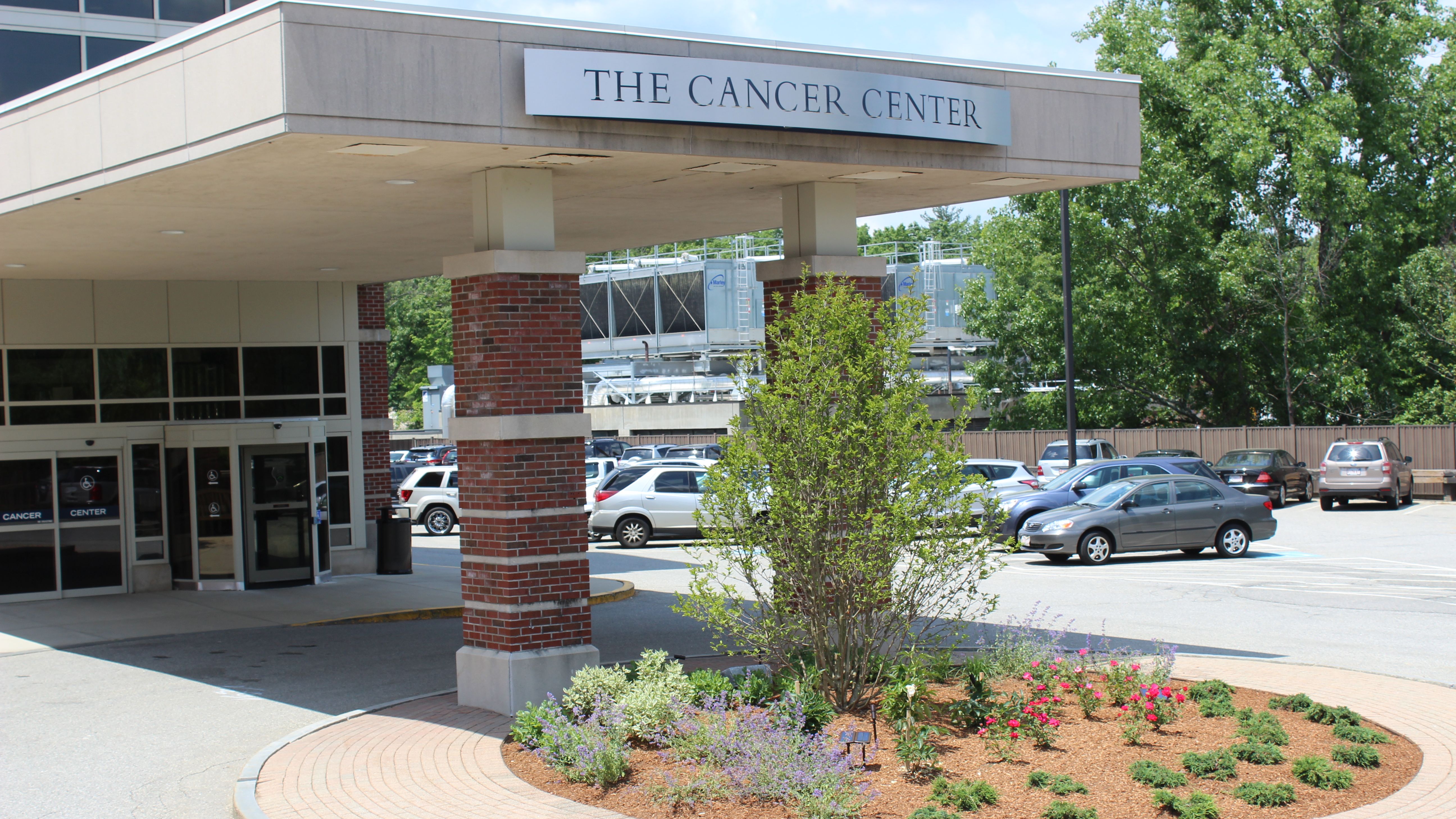 Lowell General Hospital to honor Cancer Center’s 20th anniversary with survivors, caregivers