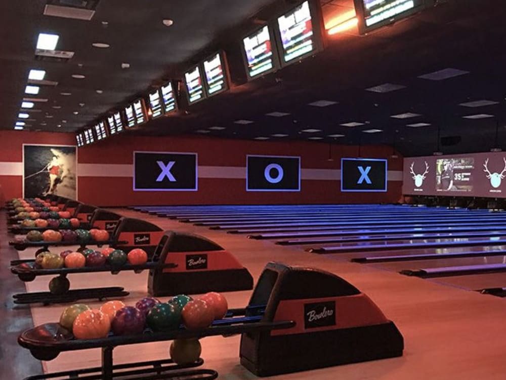 Bowlero Lowell