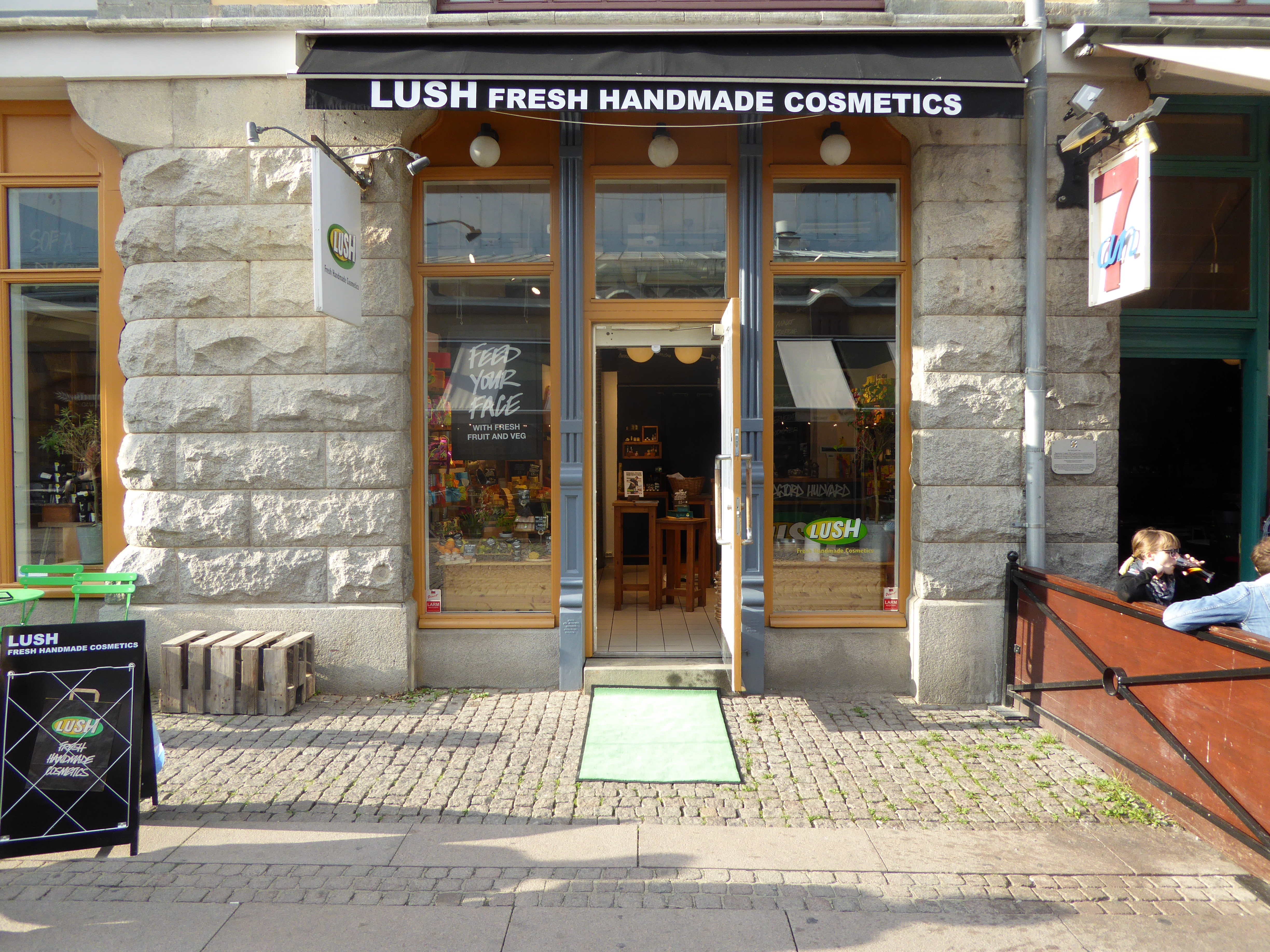lush stockholm öppettider lush stockholm öppettider