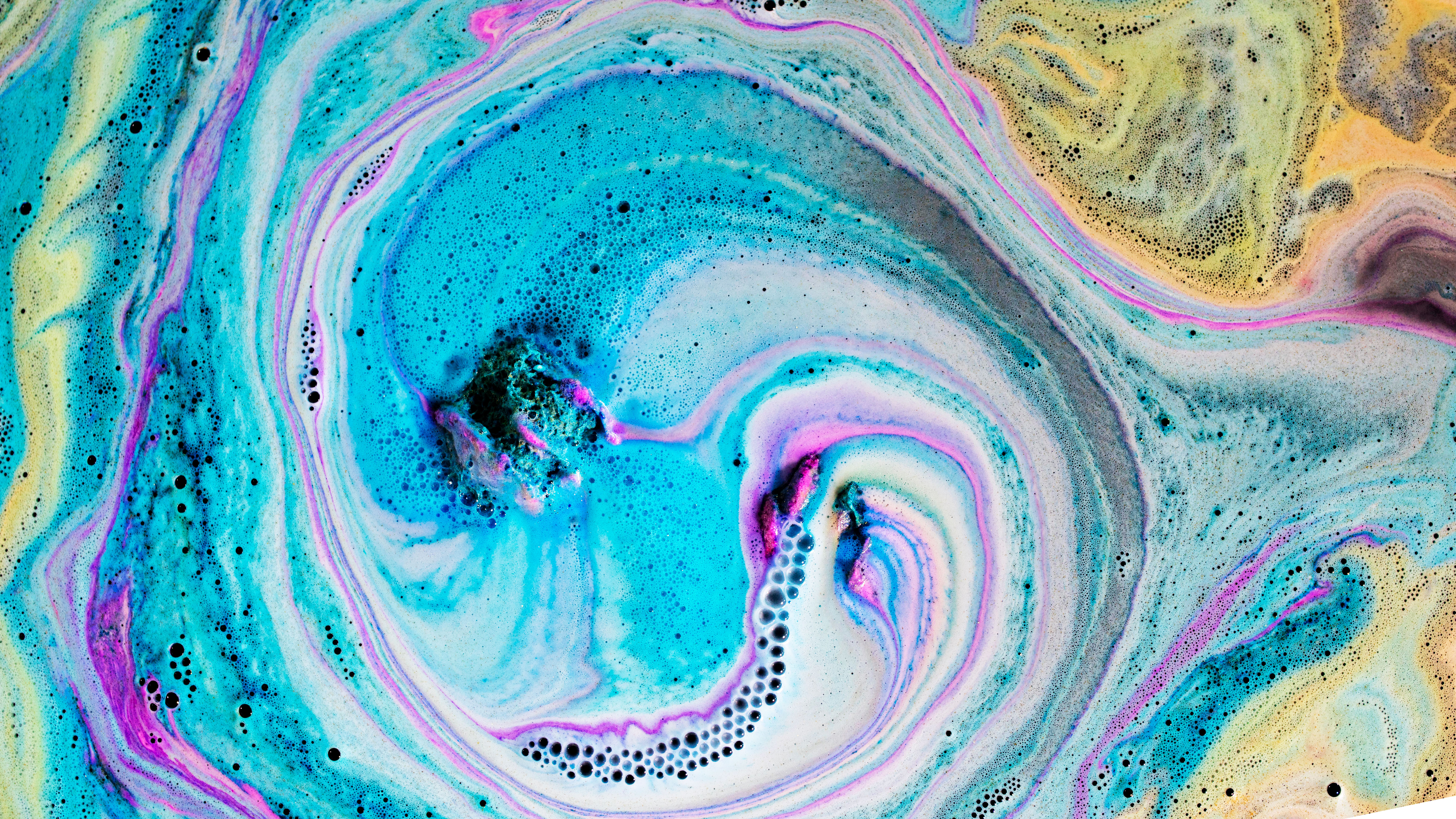 lush bath bomb video