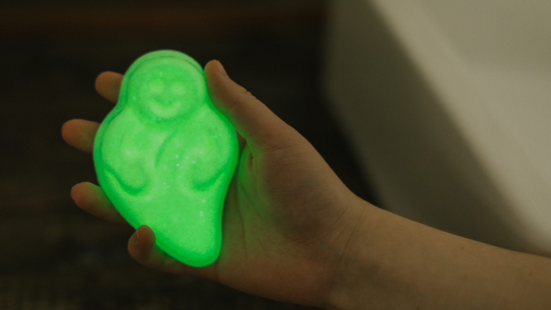 Ghost In The Dark Halloween New Products All Vegan Products Bath Shower All Bath Shower Handmade Soaps Lush Fresh Handmade Cosmetics Uk