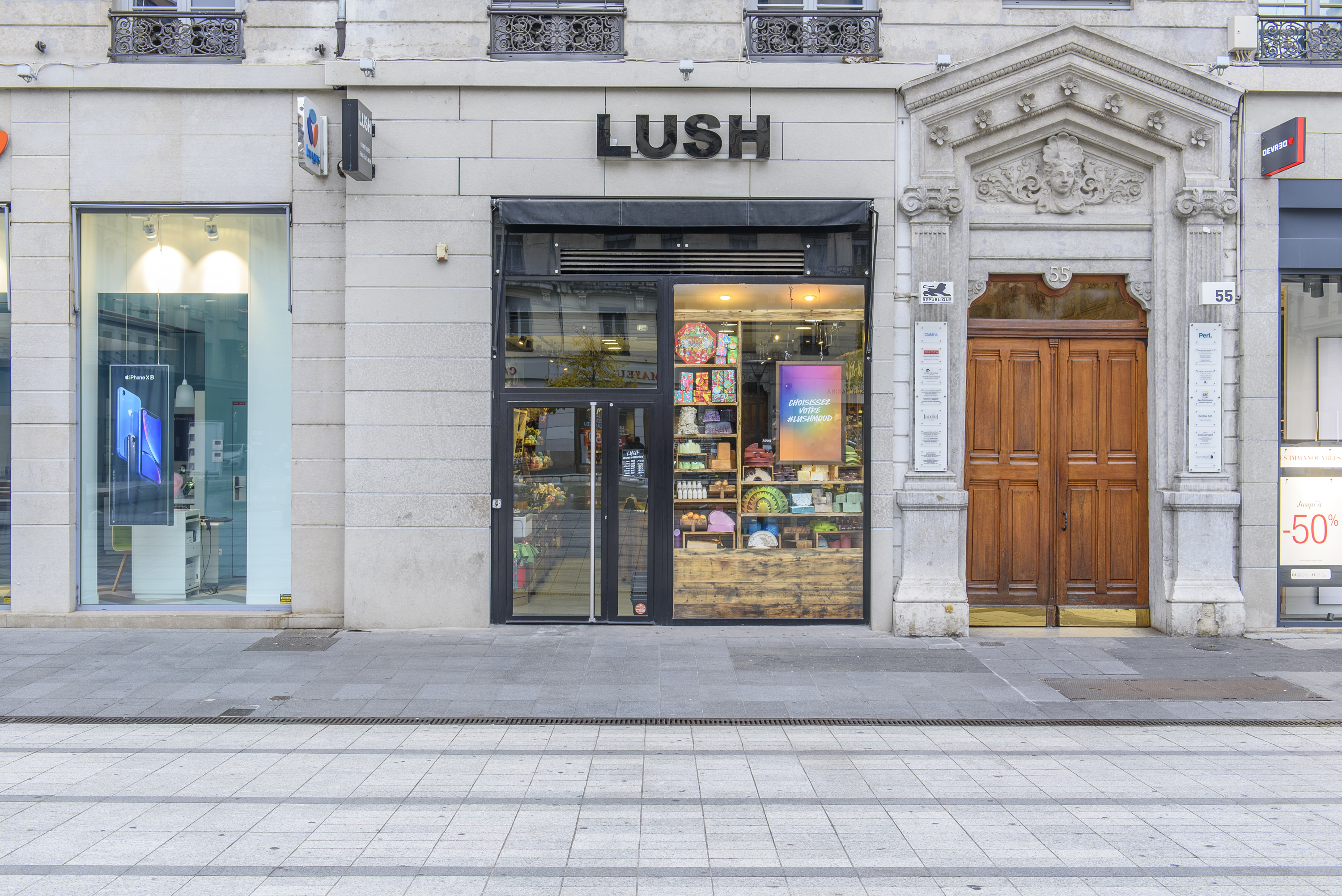 Lyon Republique Lush France