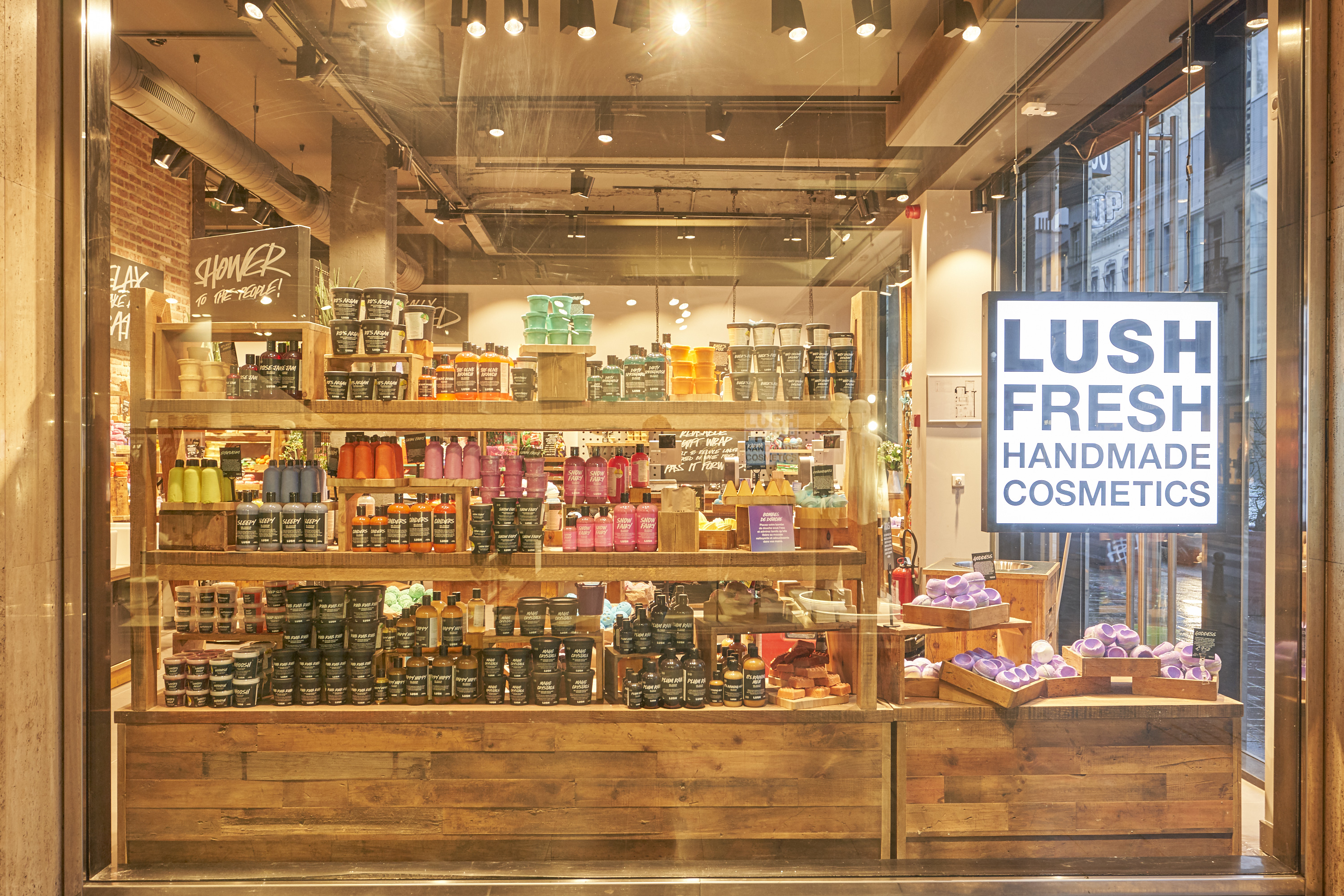 Bruxelles Louise | Lush France