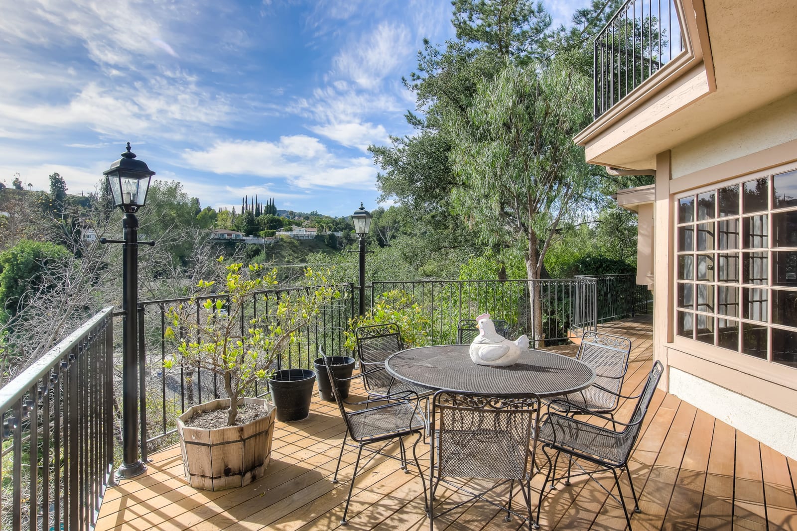 Luxury Home Prices in the San Fernando Valley on the Rise Hilton & Hyland