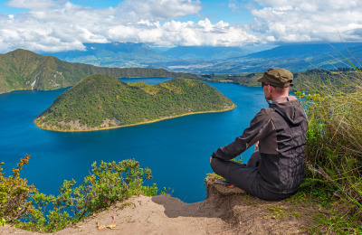 Lagune Cuicocha mit Gast