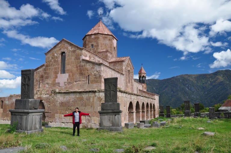 Armenien%20Kloster%20Gast 768e8c36 f42f 451c 95c8 95a2fa17154b