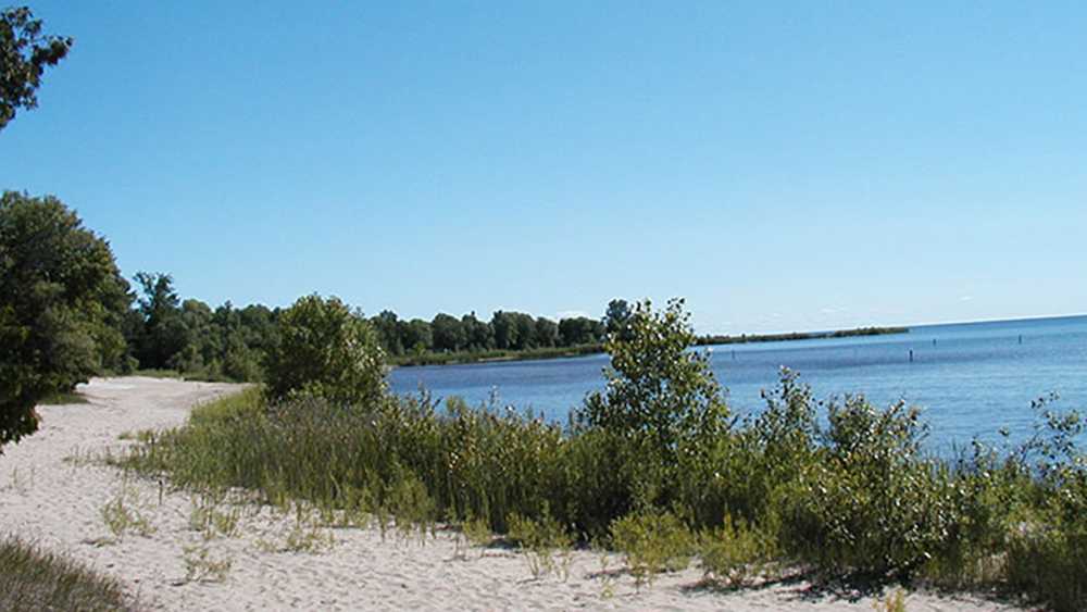 Green Bay shoreline at Wells State Park Green Bay shoreline at Wells State Park