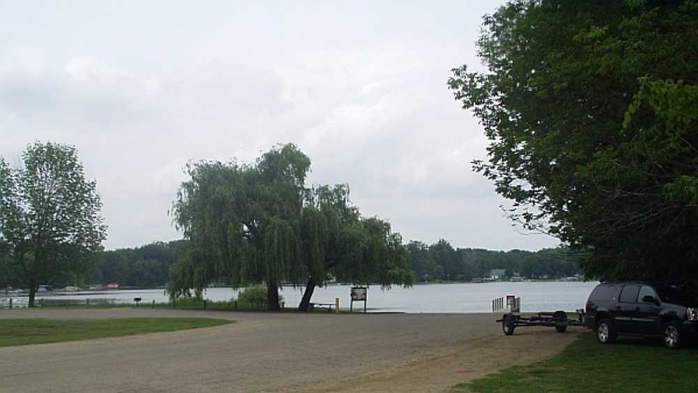 dumont.lake..jpg dumont.lake..jpg