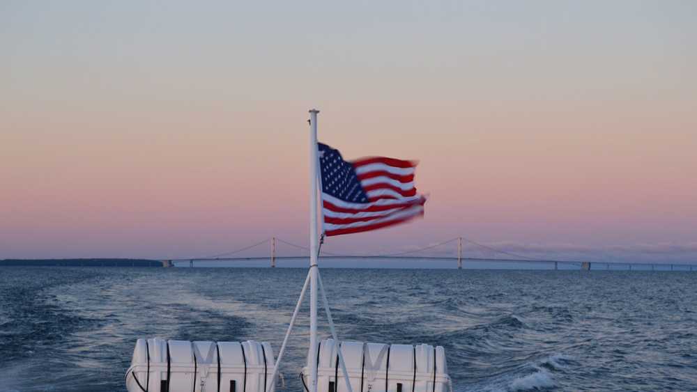 90 Flag with Bridge.jpg 90 Flag with Bridge.jpg