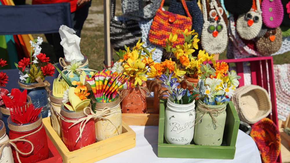 Arts and Crafts Dockside Arts and Crafts Dockside