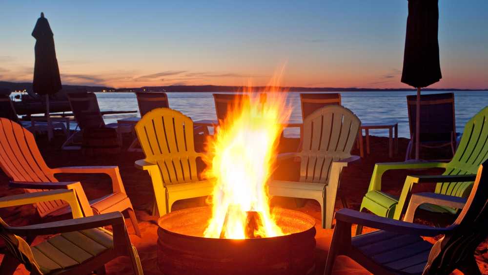 West Bay Beach Holiday Inn Resort Michigan