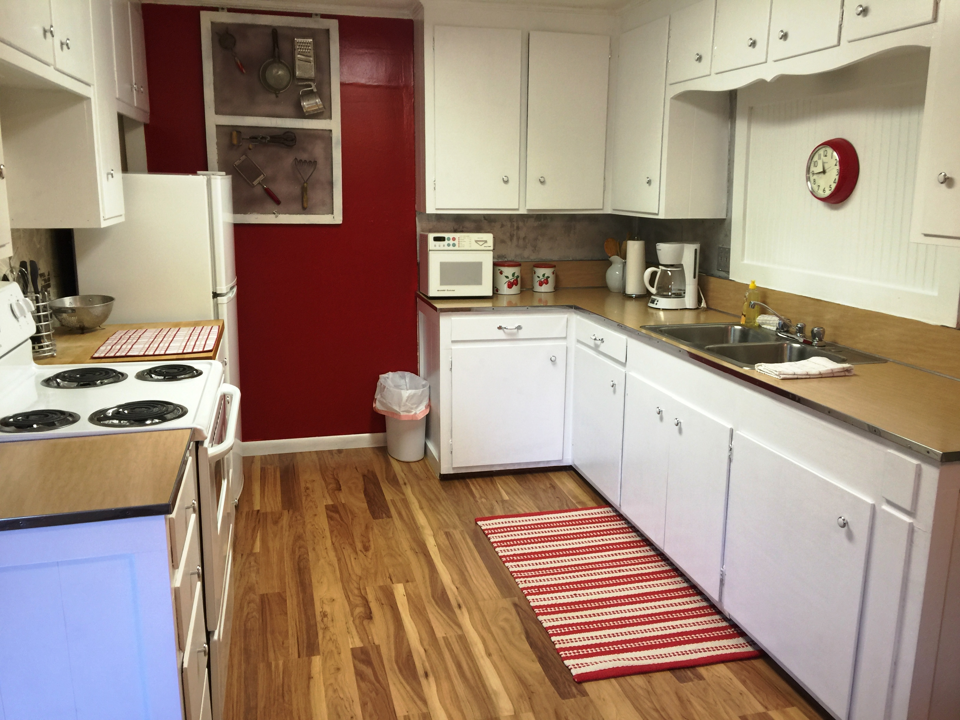 Grand Suite Kitchen