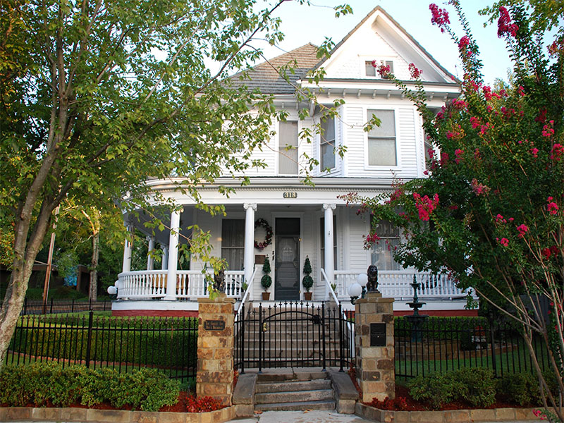 The Gables Inn Bed and Breakfast In Hot Springs, Arkansas 