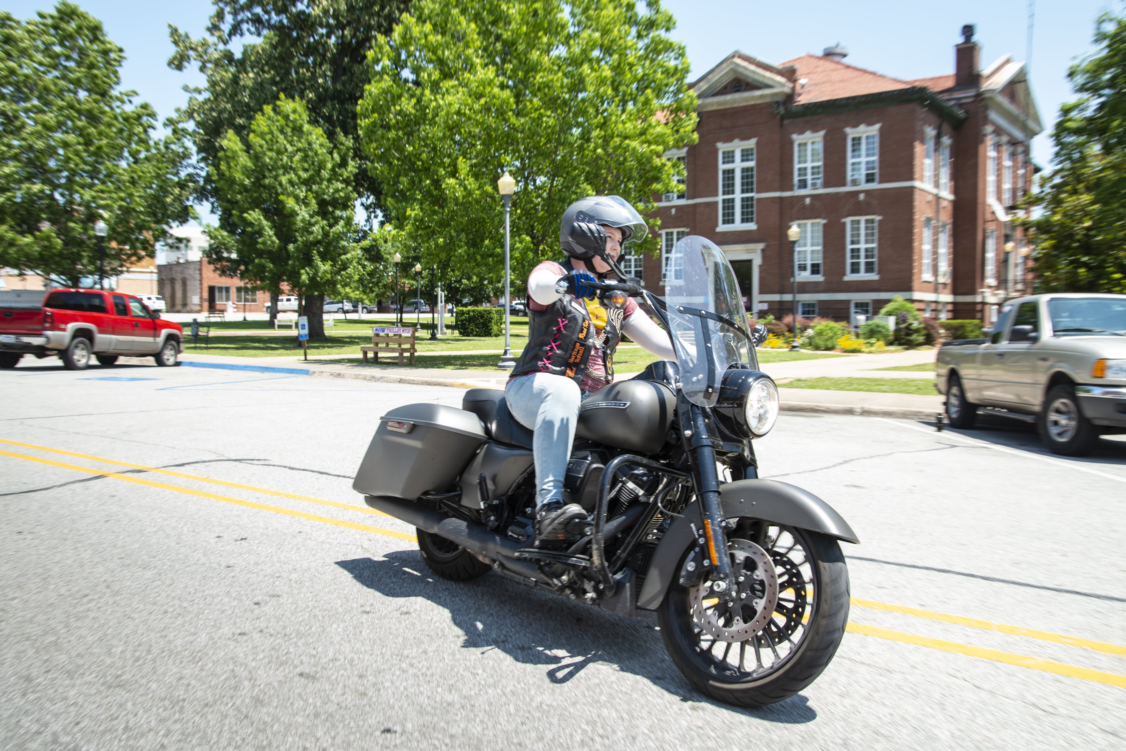 Taking a motorcycle tour from Harrison to Eureka Springs