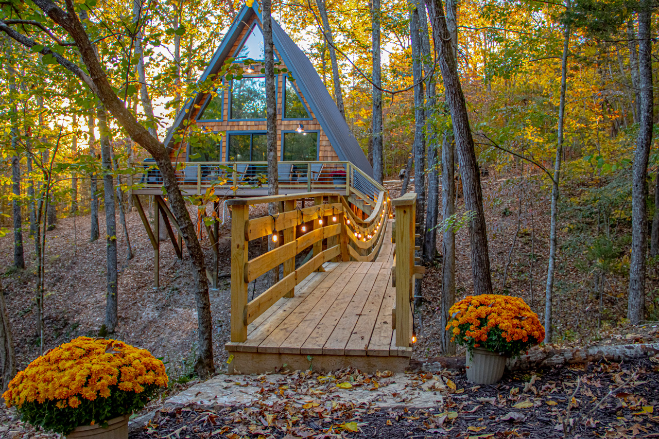 The Bridge House Tree Loft at Nature's Loft near Buffalo National River