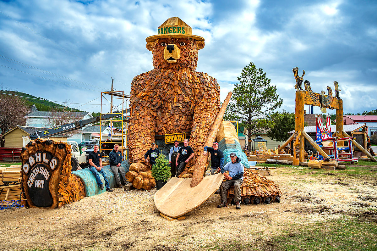 Dahl's Chainsaw Art - Hill City | Travel South Dakota