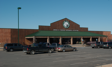 Mack's Prairie Wings