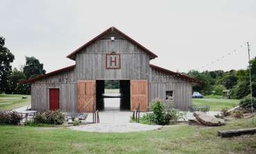 Holland Barn Venue