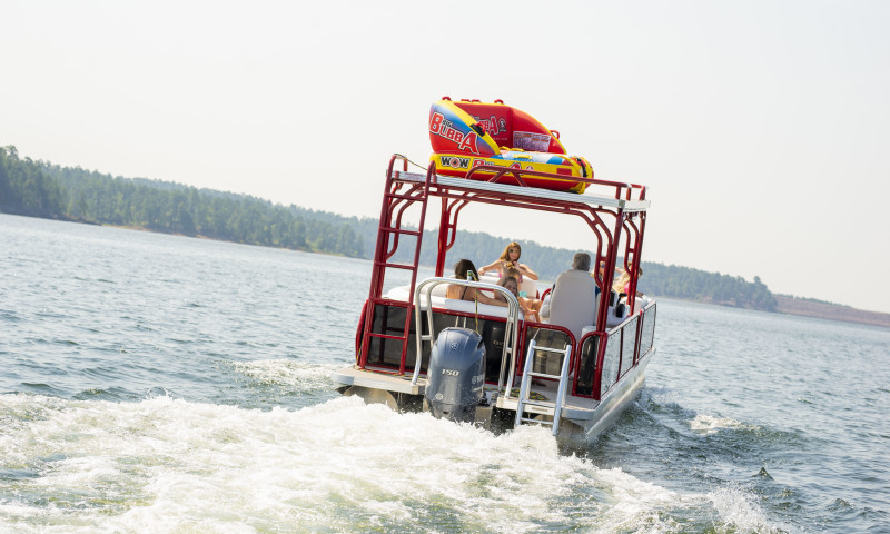 Iron Mountain Lodge & Marina