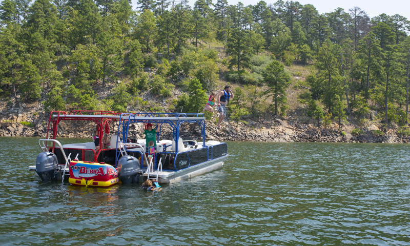 Iron Mountain Lodge & Marina