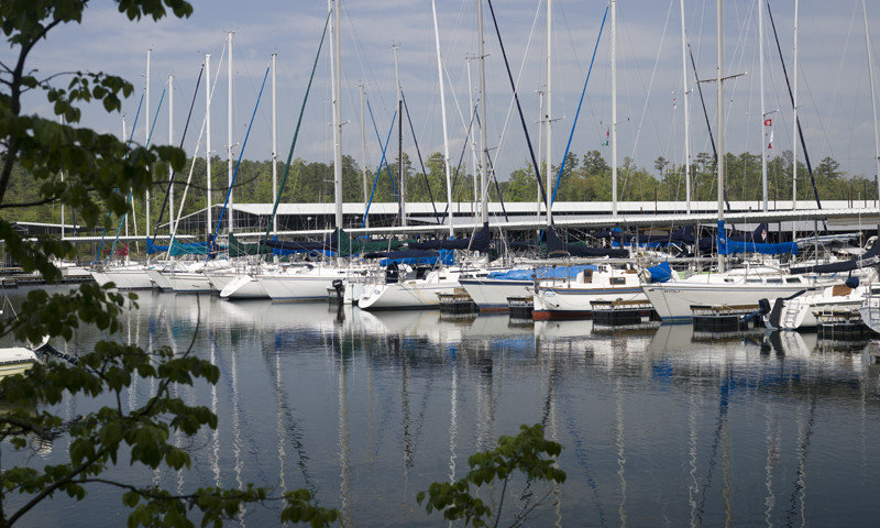 Iron Mountain Lodge & Marina