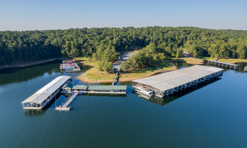 Iron Mountain Lodge & Marina