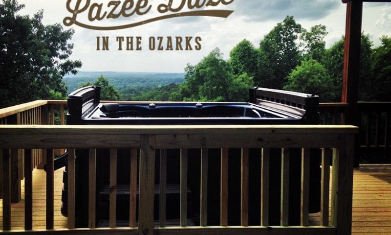 Log Cabin Hot Tub in the Ozark Mountains