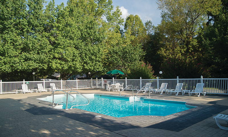 Gaston's White River Resort