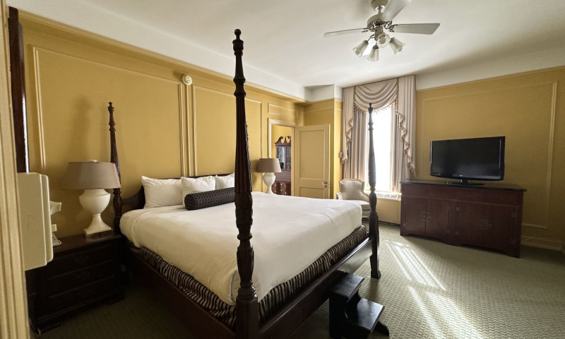 Arlington Resort Hotel & Spa