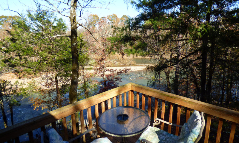 River View Cabins & Canoes