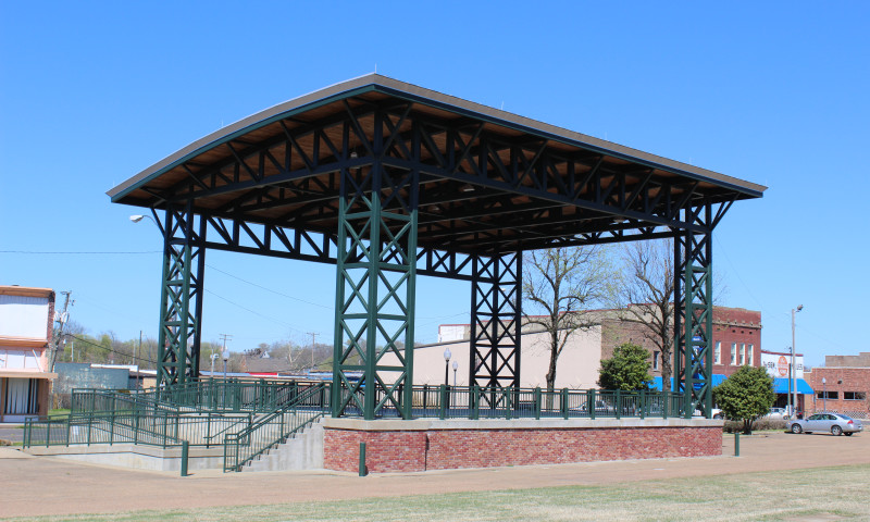 The Cherry Street Pavilion is a large covered stage facing the Mississippi River Levee. It has seen numerous concerts and events through the years. The Pavilion is also the location of the famous King Biscuit Blues Festival. 
