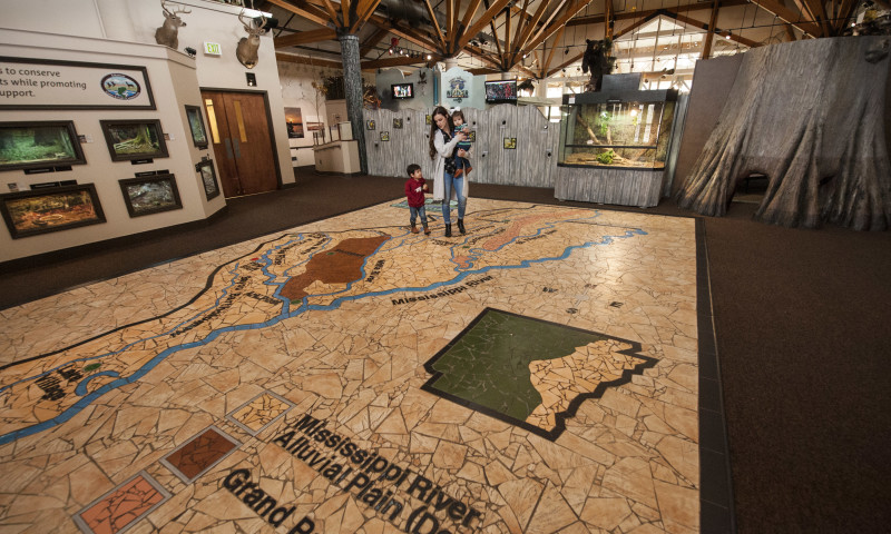 Governor Mike Huckabee Delta Rivers Nature Center