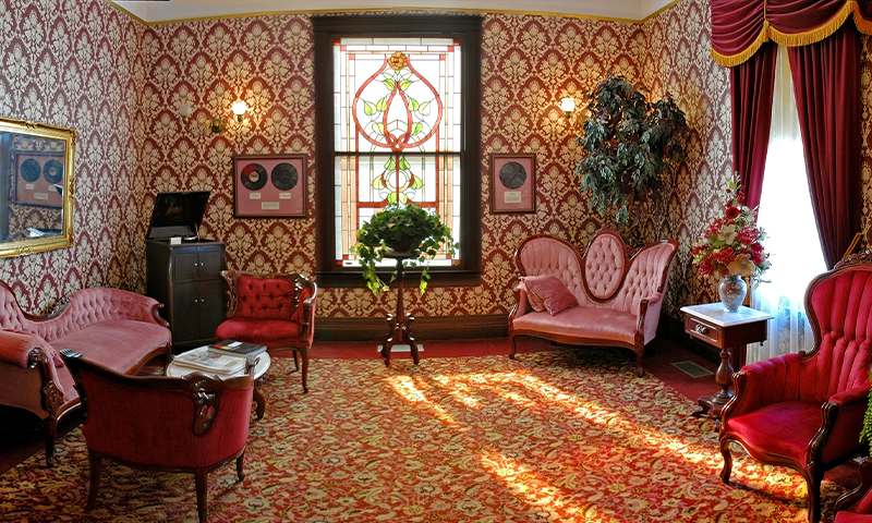 Miss Laura's Visitor Center