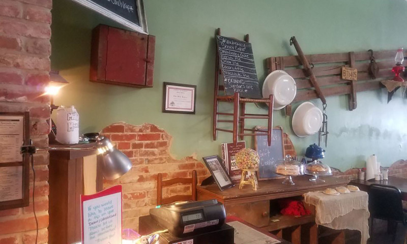 Hen House Cafe