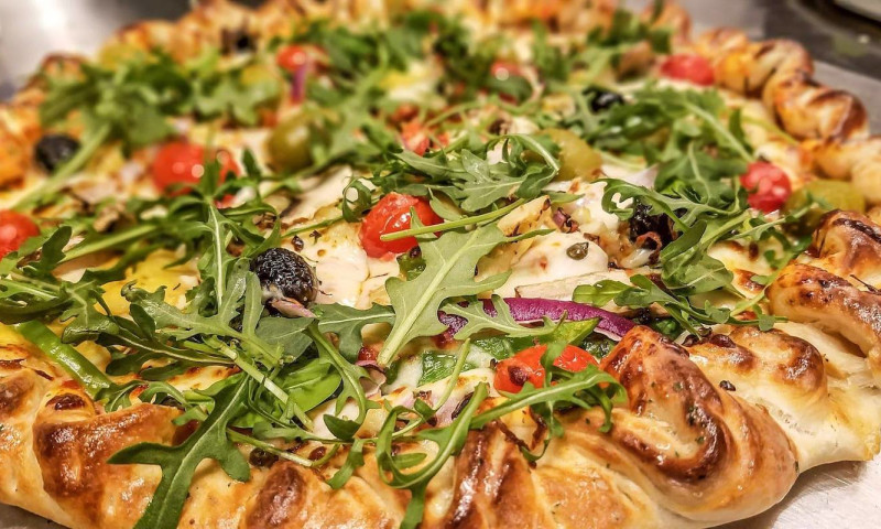 Grateful Head Pizza Oven and Beer Garden