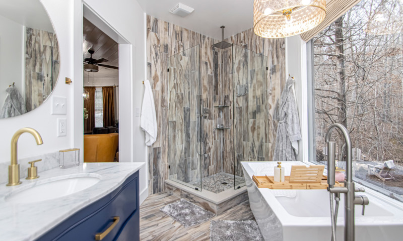 Luxurious Bathrooms at Nature's Loft near Buffalo National River