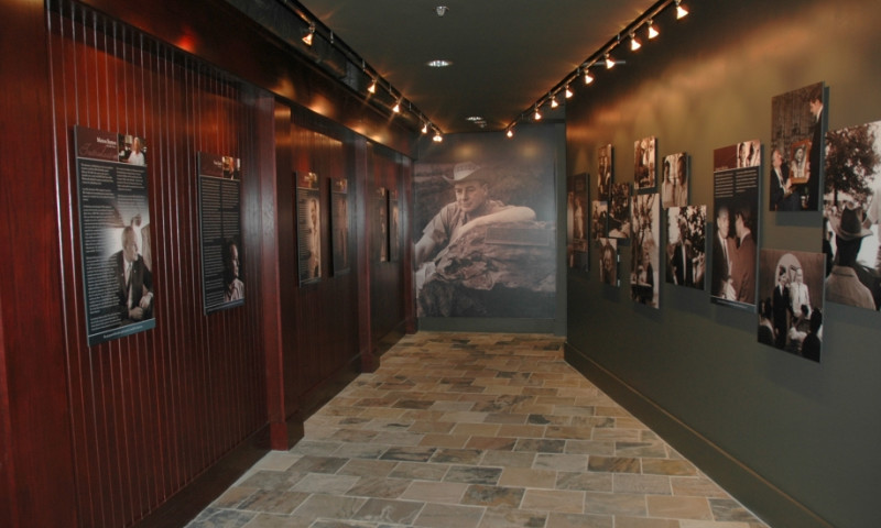 Winthrop Rockefeller Institute