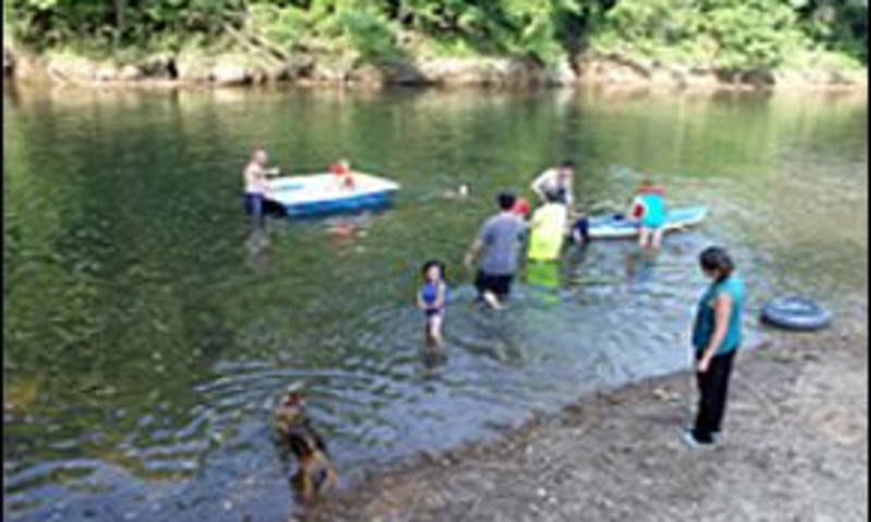 Diamond John's Riverside Retreat