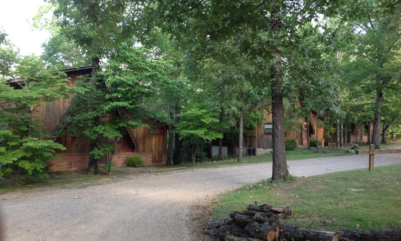Norfork Lake Ozark Mountain Lodge